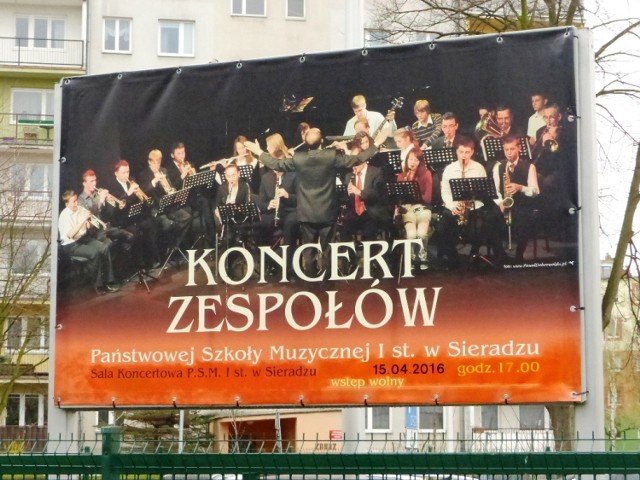 Koncert zespołów w szkole muzycznej