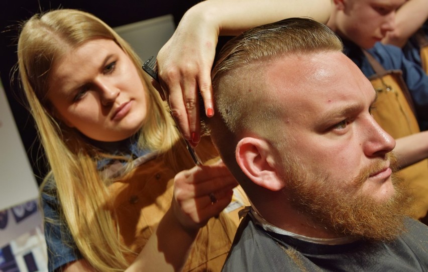 O fryzjerstwie męskim w Sieradzu opowiadał uznany polski barber Adam Szulc