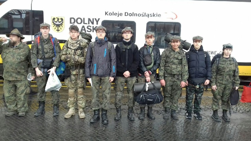 Harcerze z Legnicy pomagali uchodźcom w Przemyślu
