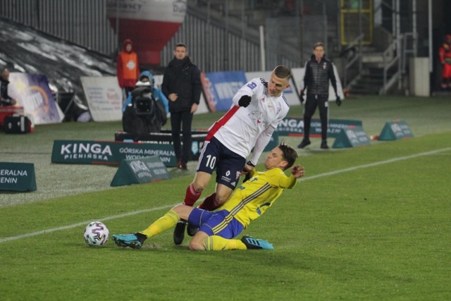 Łukasz Wolsztyński jeszcze w barwach Górnika Zabrze w meczu przeciwko Arce Gdynia, do której trafił w 2020 roku, ale w 2021 przeniósł się do Chojnic