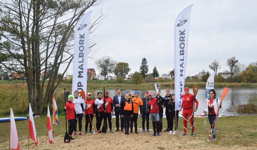 Malbork. Przepłynęli na Nogacie ponad 100 kilometrów na deskach [ZDJĘCIA]