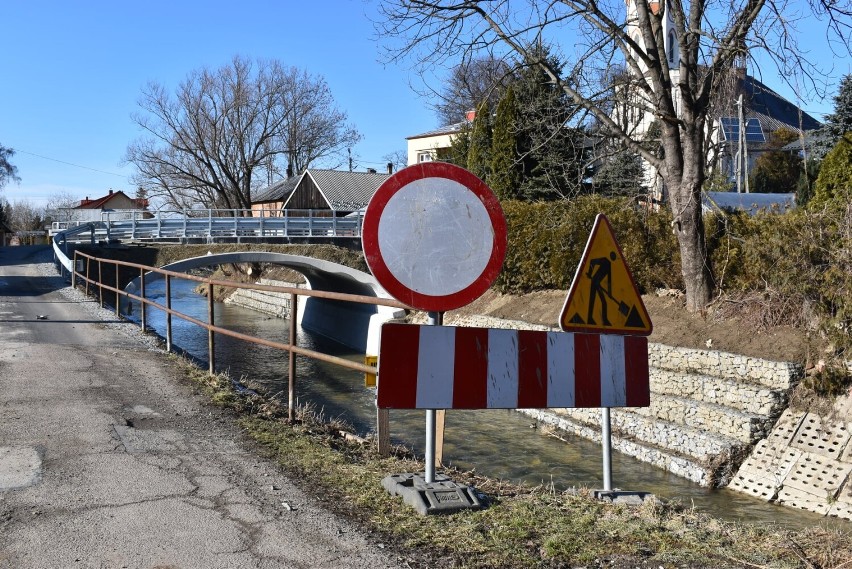Prace przy przebudowie mostu w Zarszynie zakończą się w kwietniu [ZDJĘCIA]