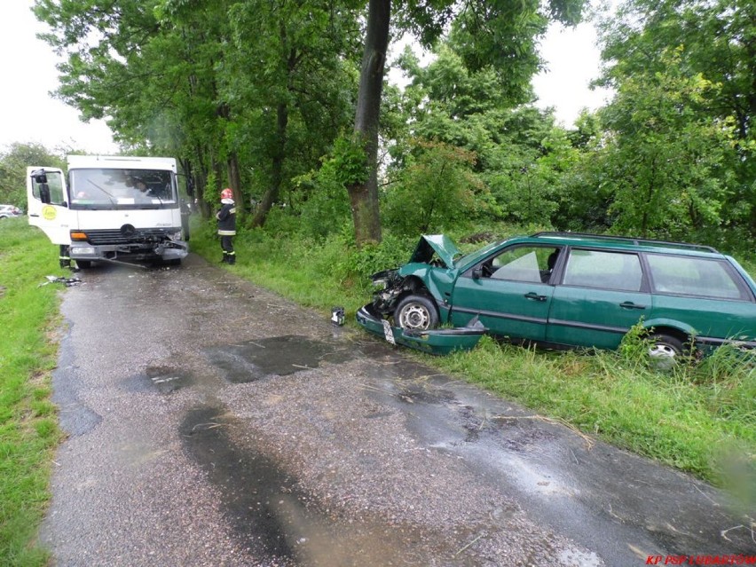 Czołowe zderzenie samochodów w Rudce Kijańskiej