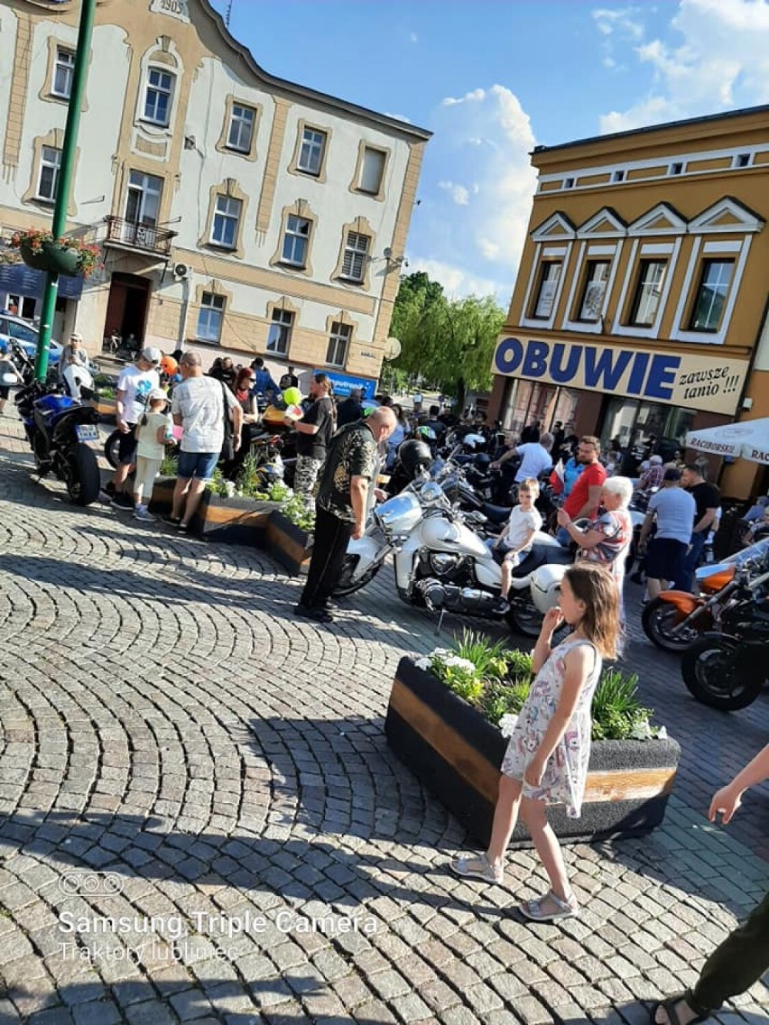 Motocyklowy Dzień Dziecka w Lublińcu. Z uśmiechami i...