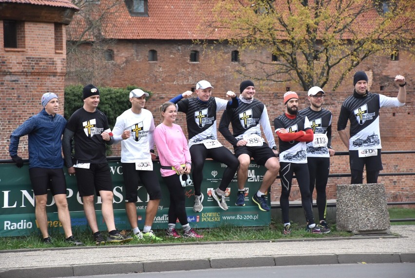 XXXII Bieg Niepodległości w Malborku. Na dystansie 10 km uczcili Narodowe Święto Niepodległości 