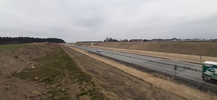 Postęp robót na placu budowy autostrady A1 na odcinku od...