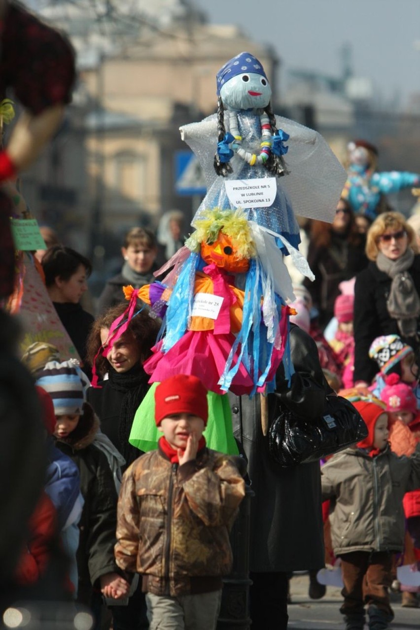 Przedszkolaki z Lublina witają wiosnę (zdjęcia)