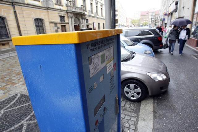 W Legnicy strefy płatnego parkowania funkcjonują od dawna