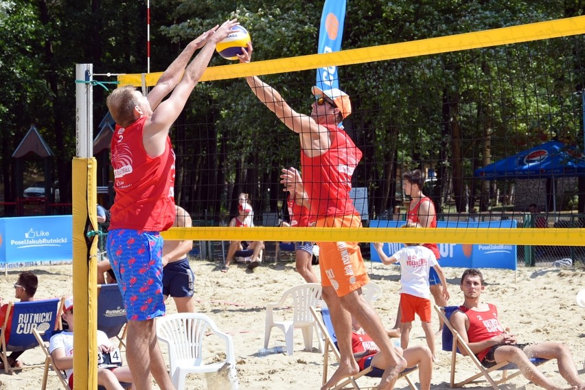 Siatkówka plażowa: 27 par rywalizowało na Płotkach w turnieju Rutnicki Cup 2018. Zobaczcie zdjęcia