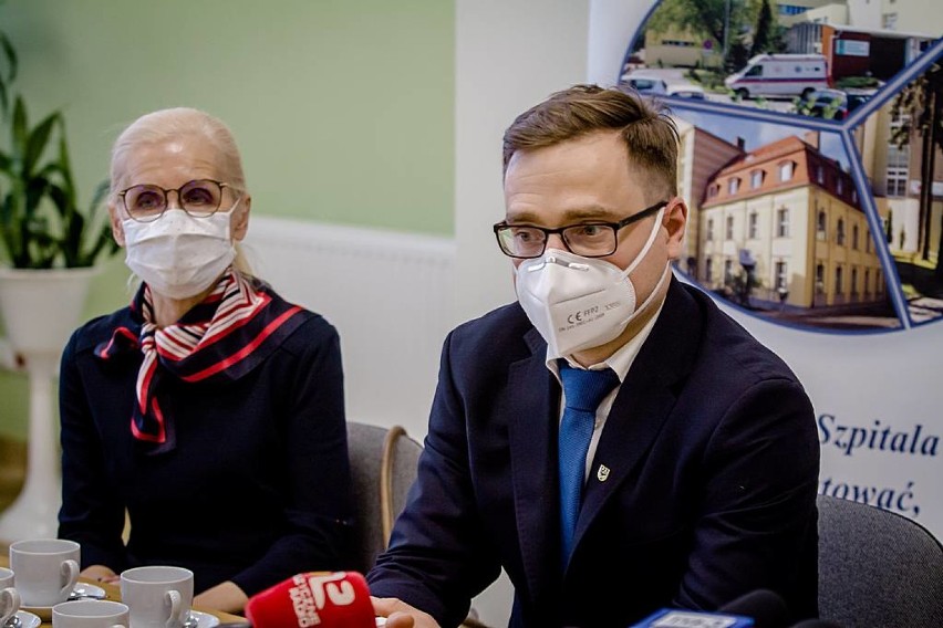 W Wałbrzychu powstaje specjalna poradnia covidowa dla osób, które przechorowały koronawirusa #szczepimysię