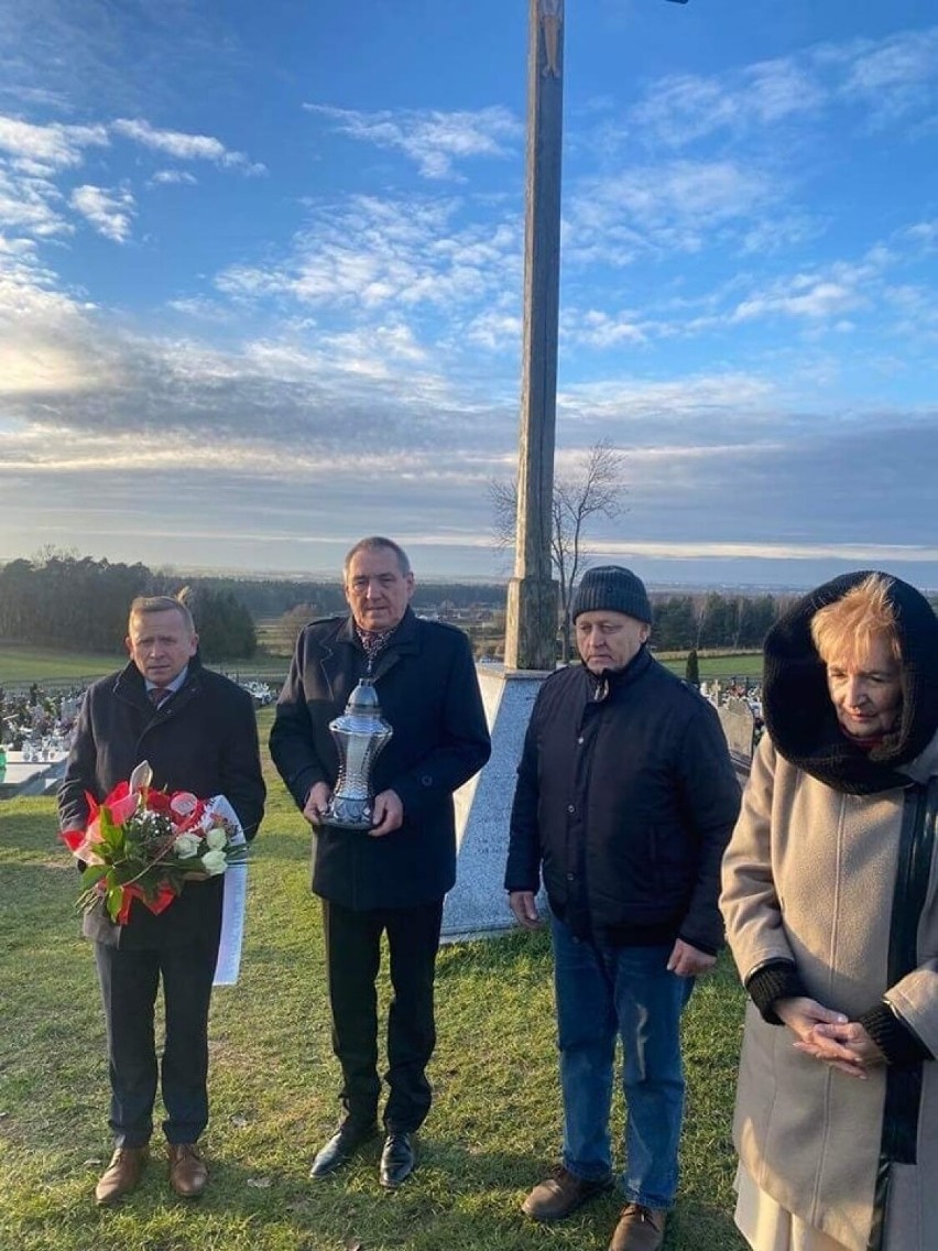 Władze powiatu uczciły pamięć powstańców wielkopolskich