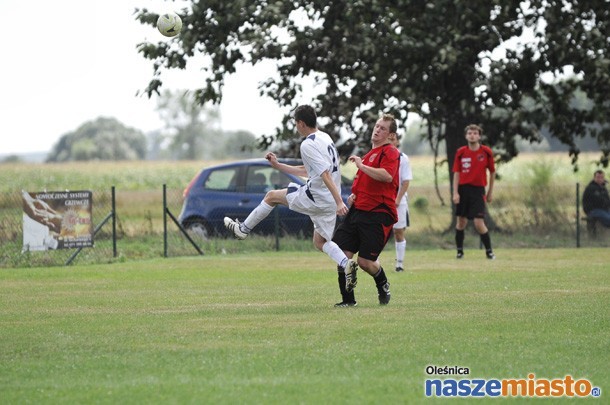 Piłkarska klasa A: LS Smolna - Kolektyw Radwanice 2:2 (0:2)