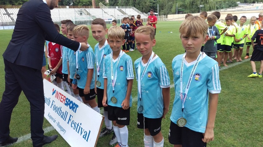 Drużyna ESBANK RAP Radomsko druga w turnieju Youth Football Festival na Węgrzech