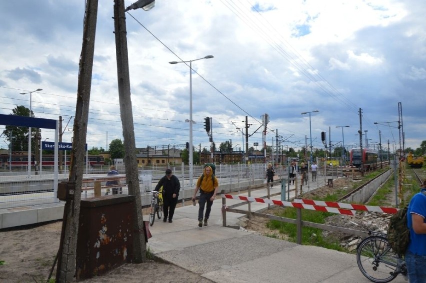 Kolejowe inwestycje w Skarżysku - Kamiennej. Zobacz postęp prac na zdjęciach