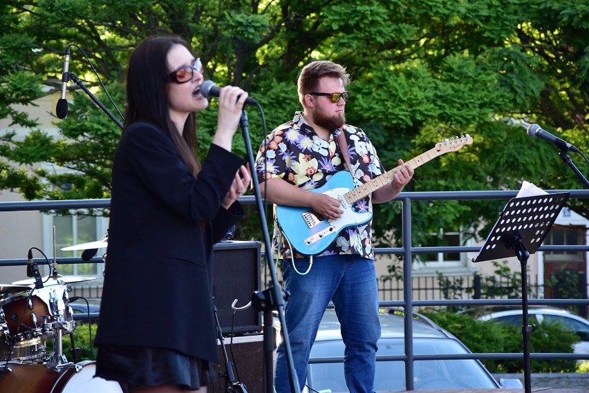 Koncert Klubu Dobrej Piosenki odbył się na scenie plenerowej...