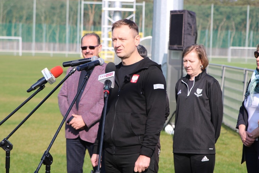 Minister Sławomir Nitras w Koninie: Będzie więcej kobiet we władzach polskiego sportu. Kobieca piłka nożna zostanie dofinansowana 
