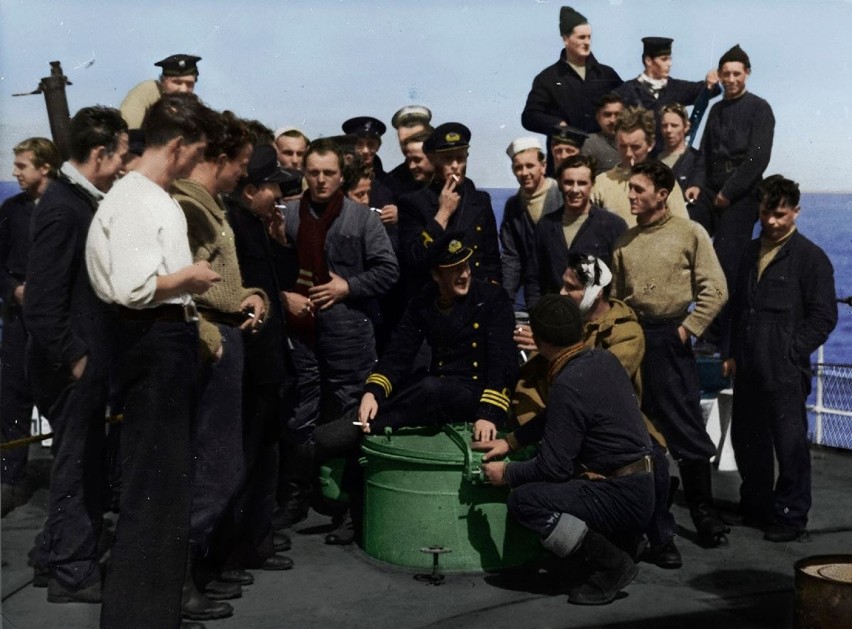Sierpień 1942 - Załoga ocalona z okrętu podwodnego ORP...