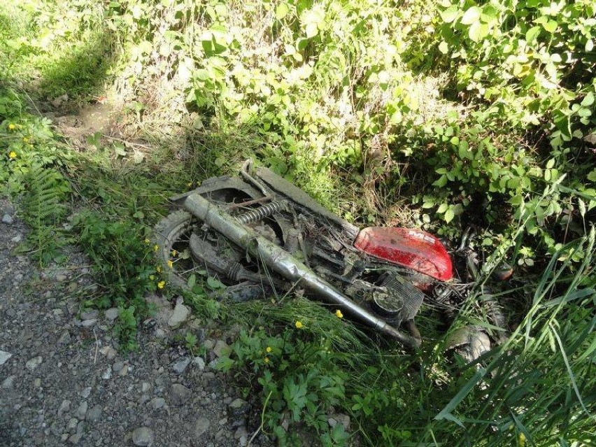 Wypadek w Boguszy. Nie żyje motocyklista.