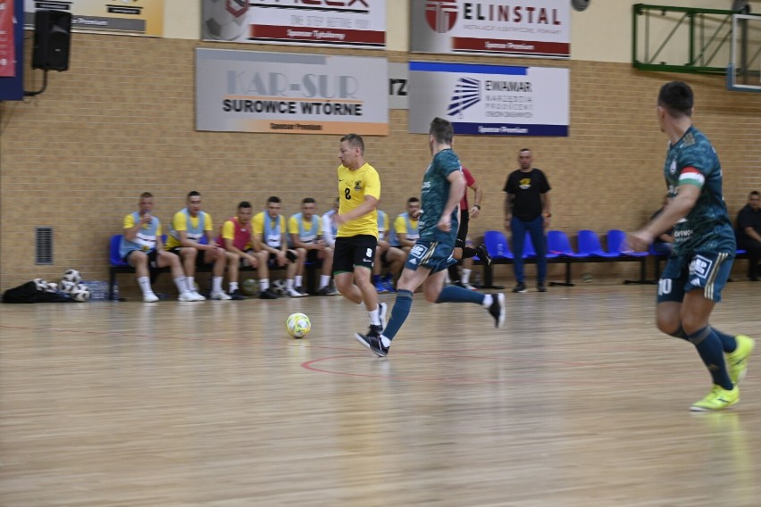 Drużyna Futsal Świecie przegrała w towarzyskim meczu z Legią...