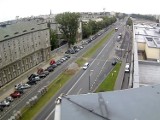 Kamery na dachu CH Wileńska. Można śledzić ruch na Pradze