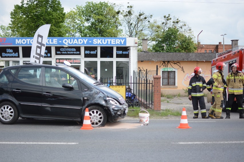 Zderzenie dwóch samochodów na ul. Szosa Toruńska w Grudziądzu [wideo, zdjęcia]