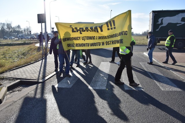 Dwa lata temu mieszkańcy gminy Wierzchosławice urządzili protest, podczas którego domagali się budowy obowdnicy