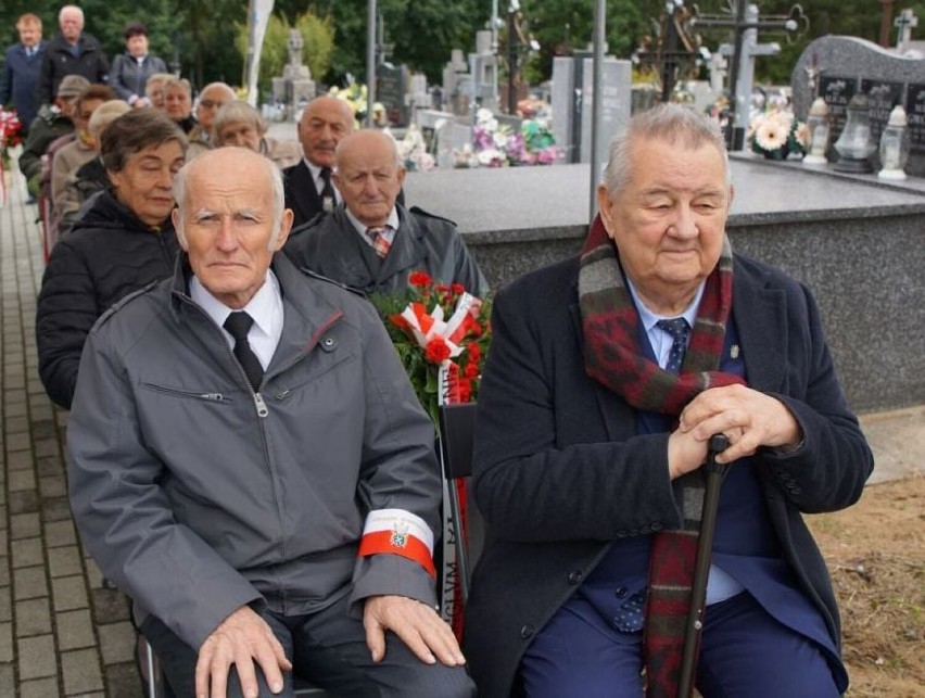 Światowy Dzień Sybiraka w Brzeźnicy. Uczczono pamięć poległych żołnierzy