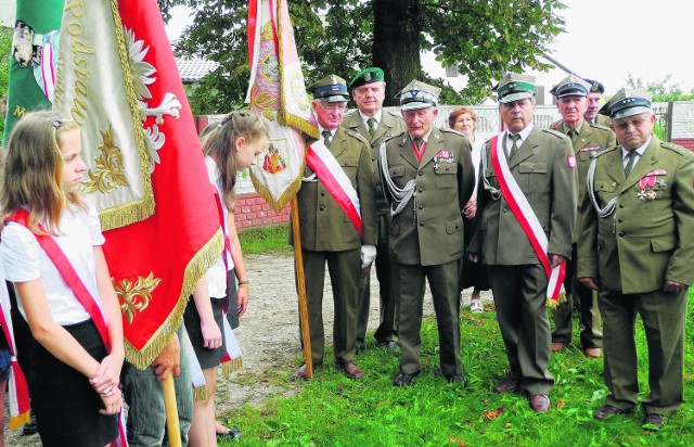 Generał brygady Stanisław Burza-Karliński wspomina dowodzoną w pobliżu bitwę z Armią Czerwoną&#8233;