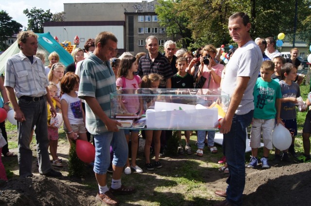 Piknikowy finał kampanii „Wartości dla przyszłości”. Kapsuła czasu zakopana w Radomsku