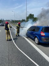 Na autostradzie A4 w Katowicach płonął samochód. Były utrudnienia w ruchu