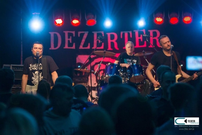 Weekend rozpoczyna koncert zespołu Dezerter. To legenda...