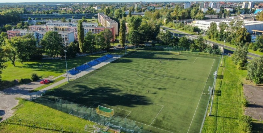 Zabrze. Podpisana została umowa na modernizację boiska...