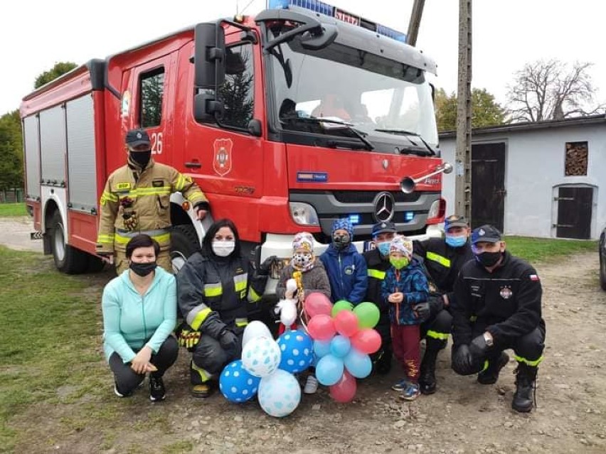 Strażacy z OSP w Rzeczenicy odwiedzili Kacperka