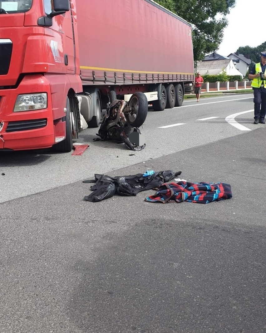 Poważny wypadek na drodze krajowej w Jerzmanowicach...