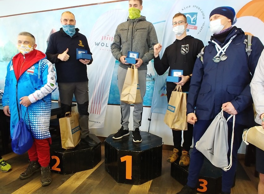 Świnoujścianin zdobył dwa medale w Wolinie w zimowym pływaniu