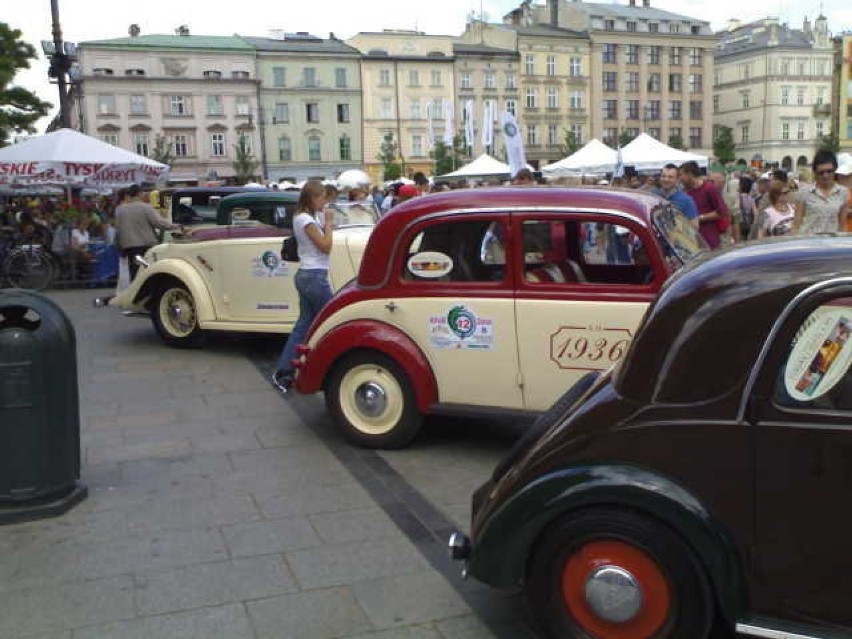 Stare samochody w Krakowie.