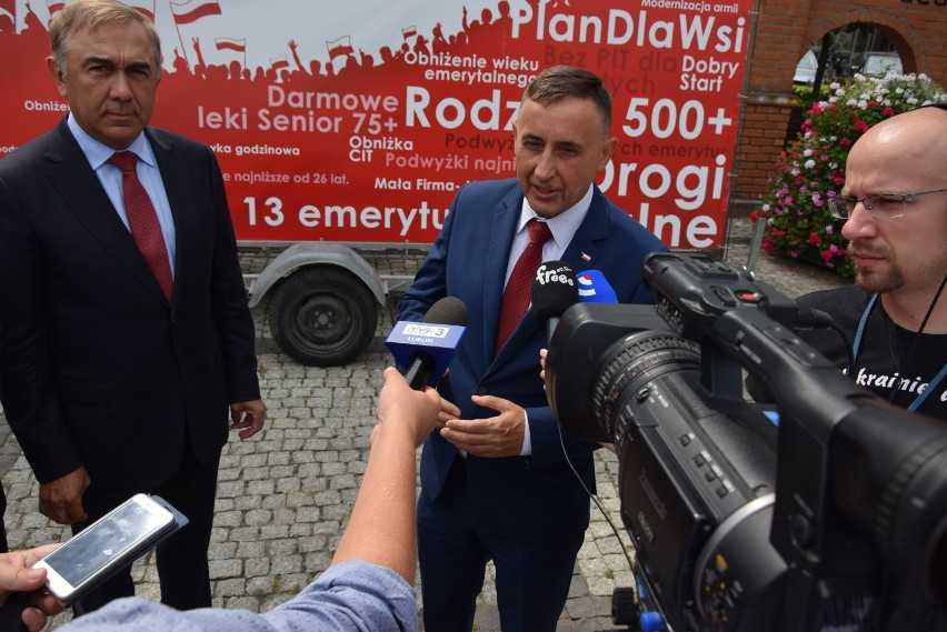 Wojewoda Przemysław Czarnek w Kraśniku. "To będą ważne wybory, naród zdecyduje czy kontynuujemy dobrą zmianę"