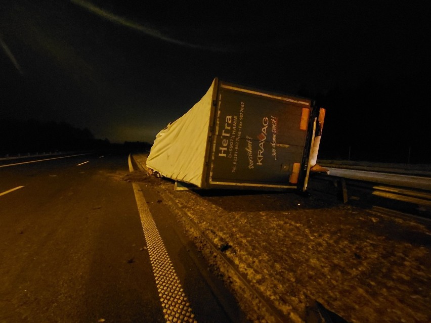 Wypadek na S1 na trasie między Mierzęcicacmi a Pyrzowicami.