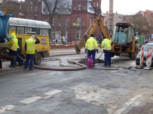 Gniezno: ulica Łubieńskiego jest zamknięta