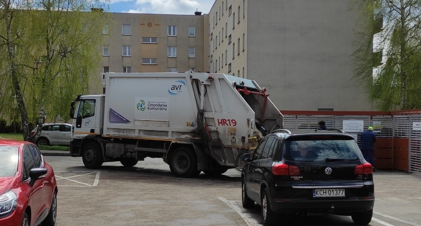 Śmieciarka na ulicach Chrzanowa