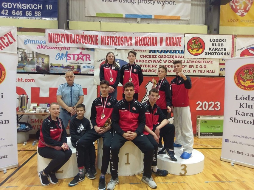 Reprezentacja Pleszewskiego Klubu Karate na turnieju w Łodzi
