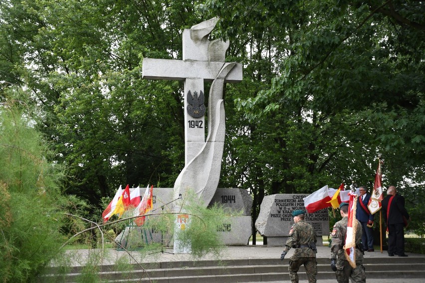 We Włocławku uczczono 79. rocznicę wybuchu Powstania Warszawskiego. Zdjęcia 