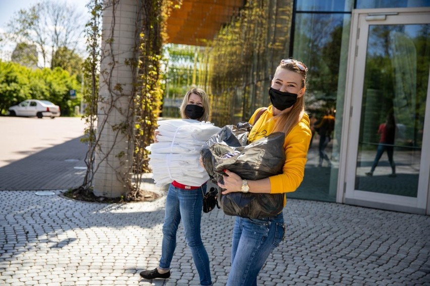 Od soboty ( 30 maja) maseczki będą nieobowiązkowe, jeśli...