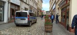 Interwencja policji i sanepidu w lokalu z Kebabem w Wałbrzychu. Przed nim smród nie do wytrzymania! Lokal zamknięty AKTUALIZACJA