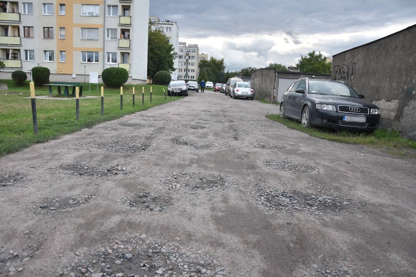 Malbork. Na Andersa mieszkańcy niezadowoleni, bo nowy blok powstanie pod ich oknami. Burmistrz odpowiada: "Miasto jest do mieszkania"