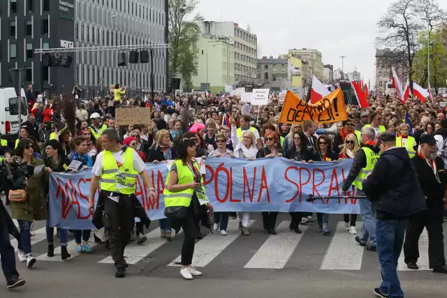Marsz w Obronie Praw Kobiet w Łodzi