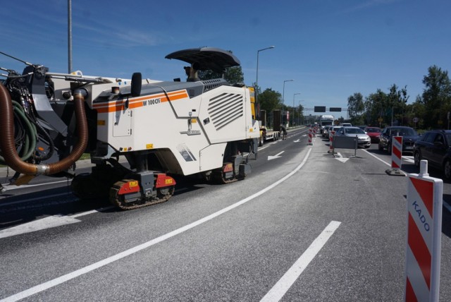 Ekipy drogowe będą dziś pracować na ul. Zamenhofa, Maczka, czy na Podolanach, a torowe - na przejeździe Psarskie