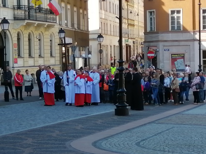 Wałbrzych: Droga Krzyżowa ulicami Śródmieścia