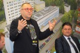Jurek Owsiak w Szpitalu Śląskim w Cieszynie: szpital honoruje WOŚP i dostaje nowoczesne USG