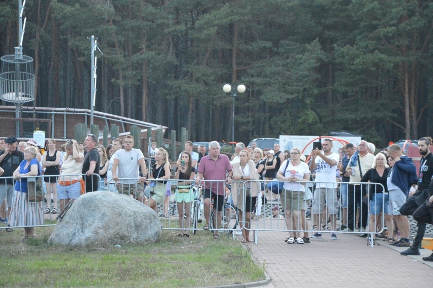 Łeba. Patrycja Markowska wystąpiła w Porcie Jachtowym. Koncert na zakończenie wakacji